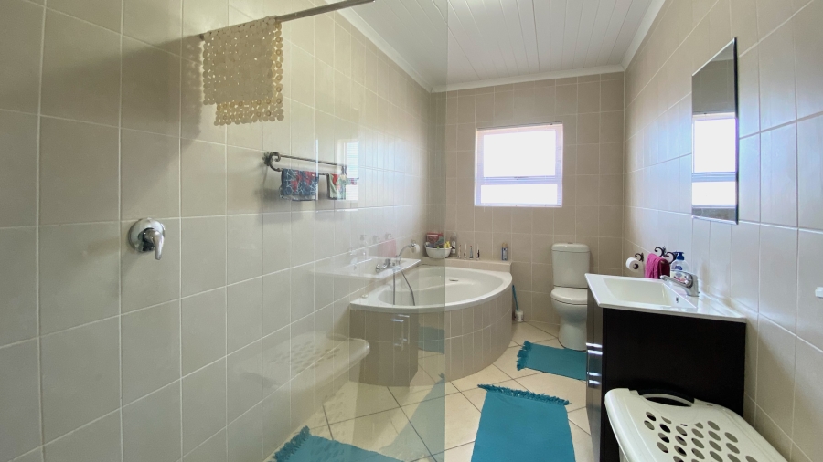 3 Bedroom Property for Sale in Port Owen Western Cape